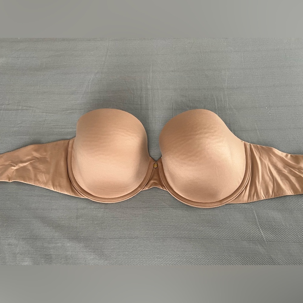 Victoria’s Secret Nude Strapless Bra